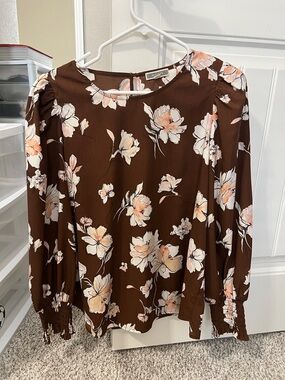 Pleione Brown Floral Long-Sleeve Blouse with Peach & White Flowers